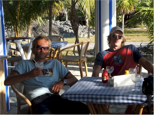 Erik and Anders enjoying all the benefits of the "all inclusive" resorts...
