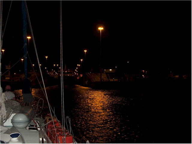 Approaching the Gatun Locks...
