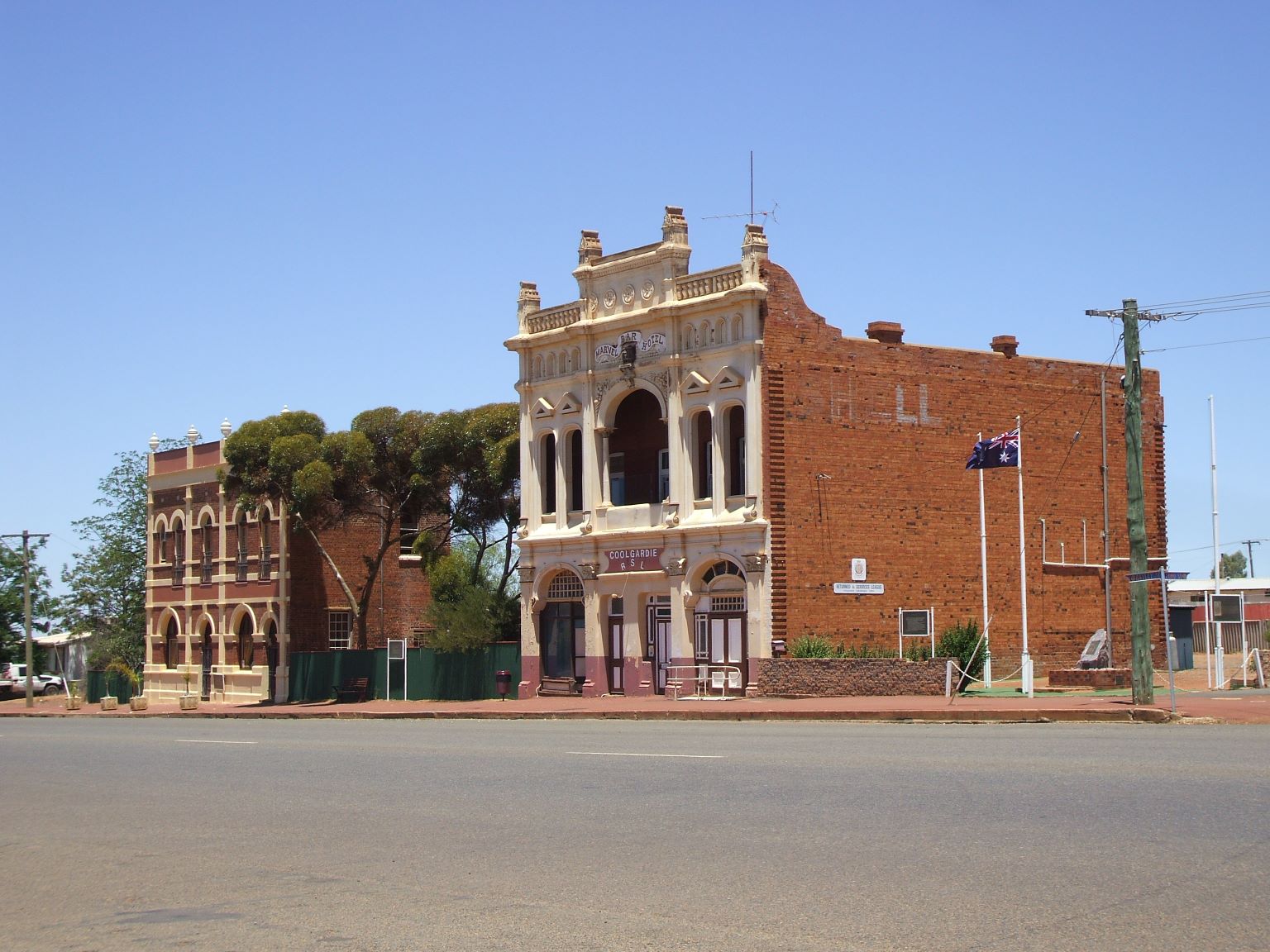 Coolgardie - an historic gold mining town