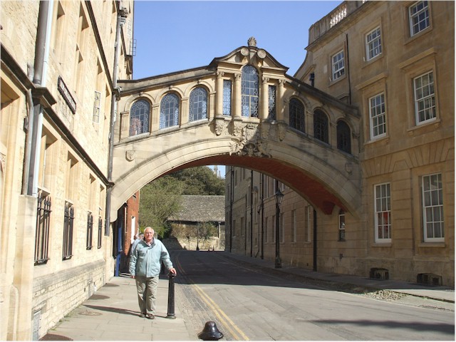 
... and Oxford's 'Bridge of Sighs'
