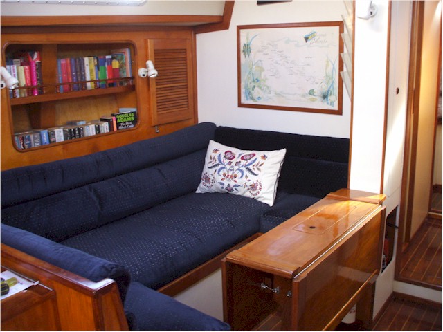 Saloon - looking tidy...
