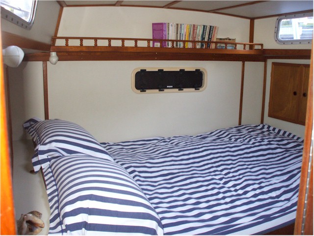 And our cabin looks inviting for us to move back on board...
