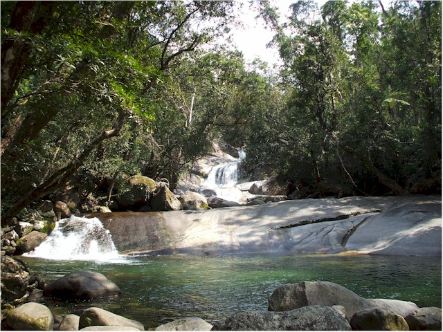 
There were some beautiful waterfalls - they must be spectacular in the wet season!
