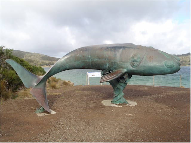 This full-size statue of a baby Right Whale pays tribute to the whaling history.