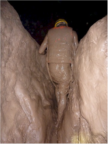 
... getting VERY muddy...
