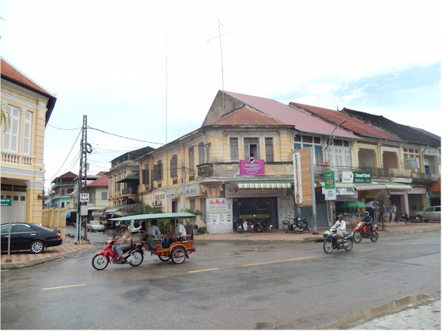Battambang is supposed to be a charming French colonial town, but didn't live up to its promise...
