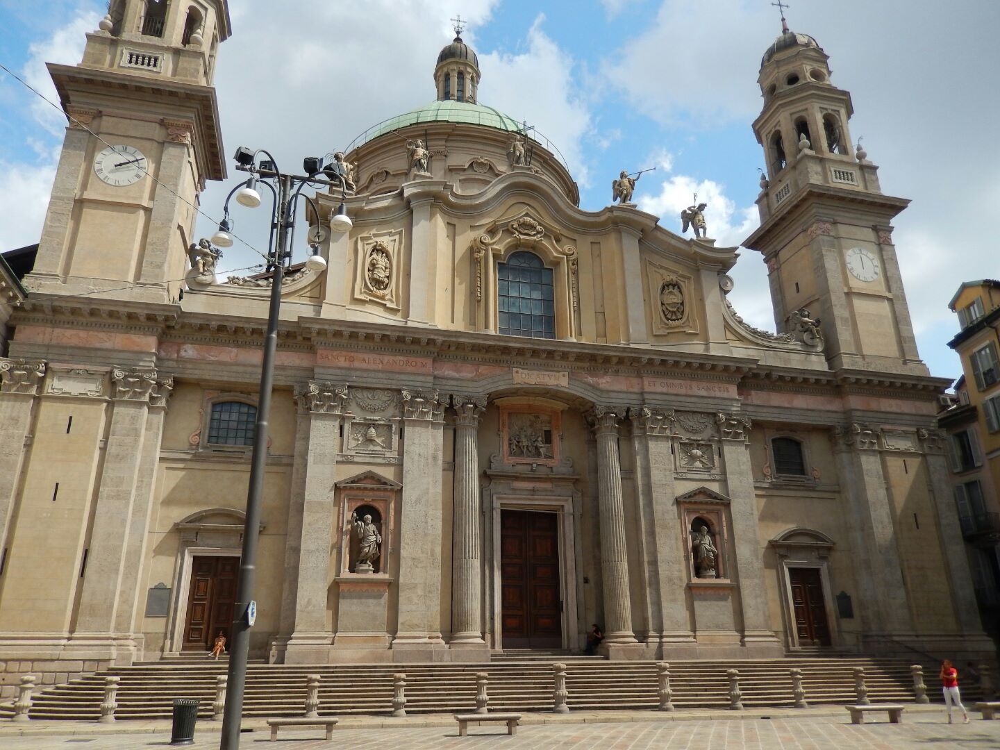 The ornate baroque church of Sant'Alessandro in Zebedia.
